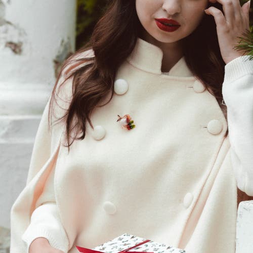 Bill Skinner Studio Robin Brooch In Gold