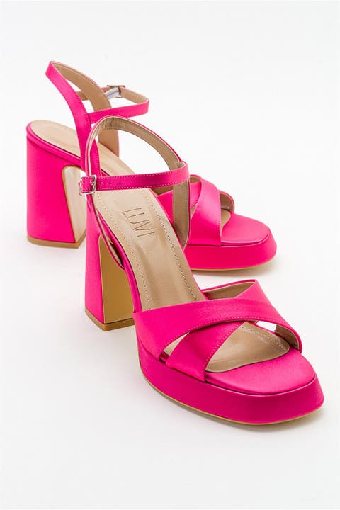 Yvonne Platform Sandals