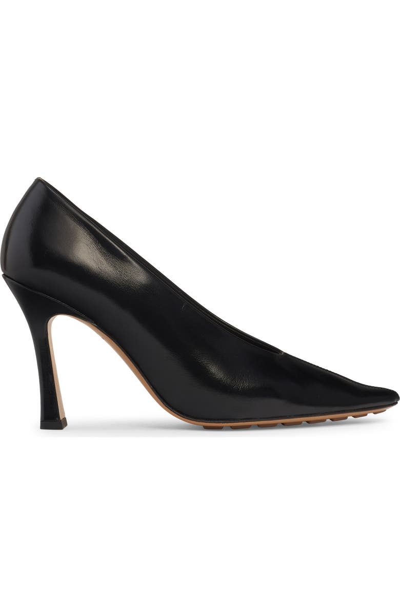 Bottega Veneta Cushion Pump, Alternate, color, 1000 Black