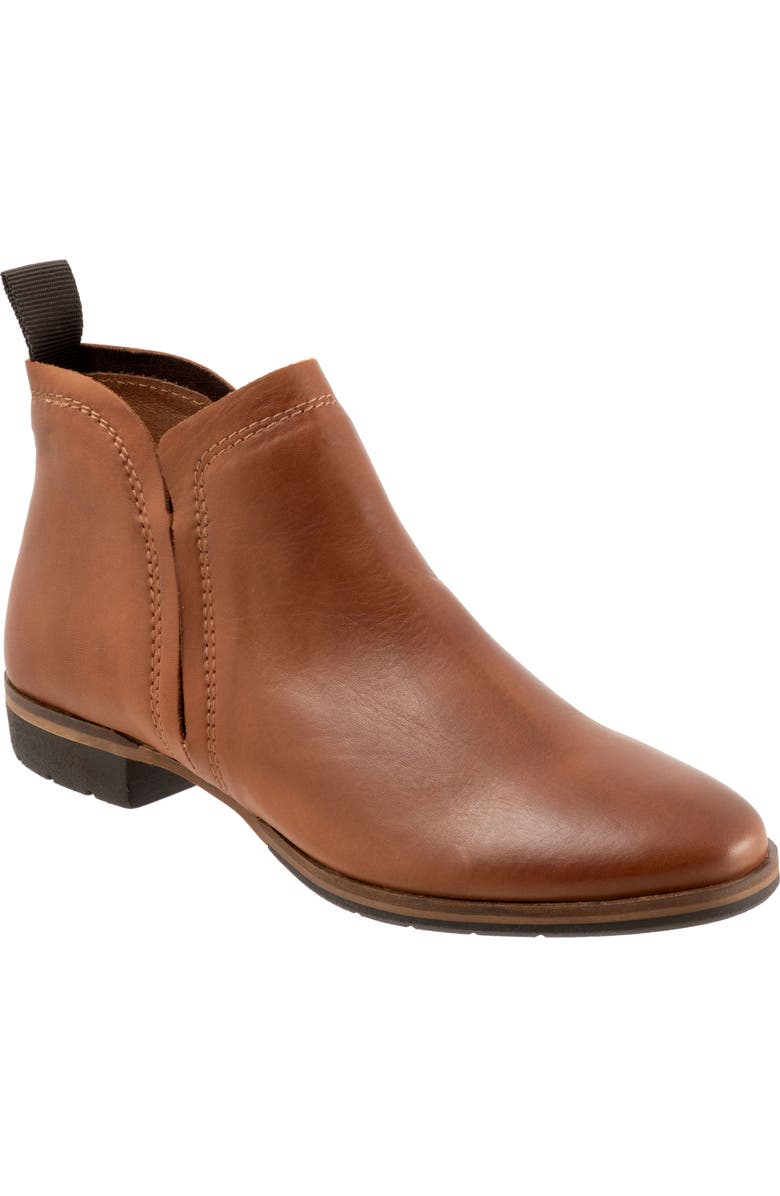 EOS FOOTWEAR Gaid Ankle Boot, Main, color, Brandy