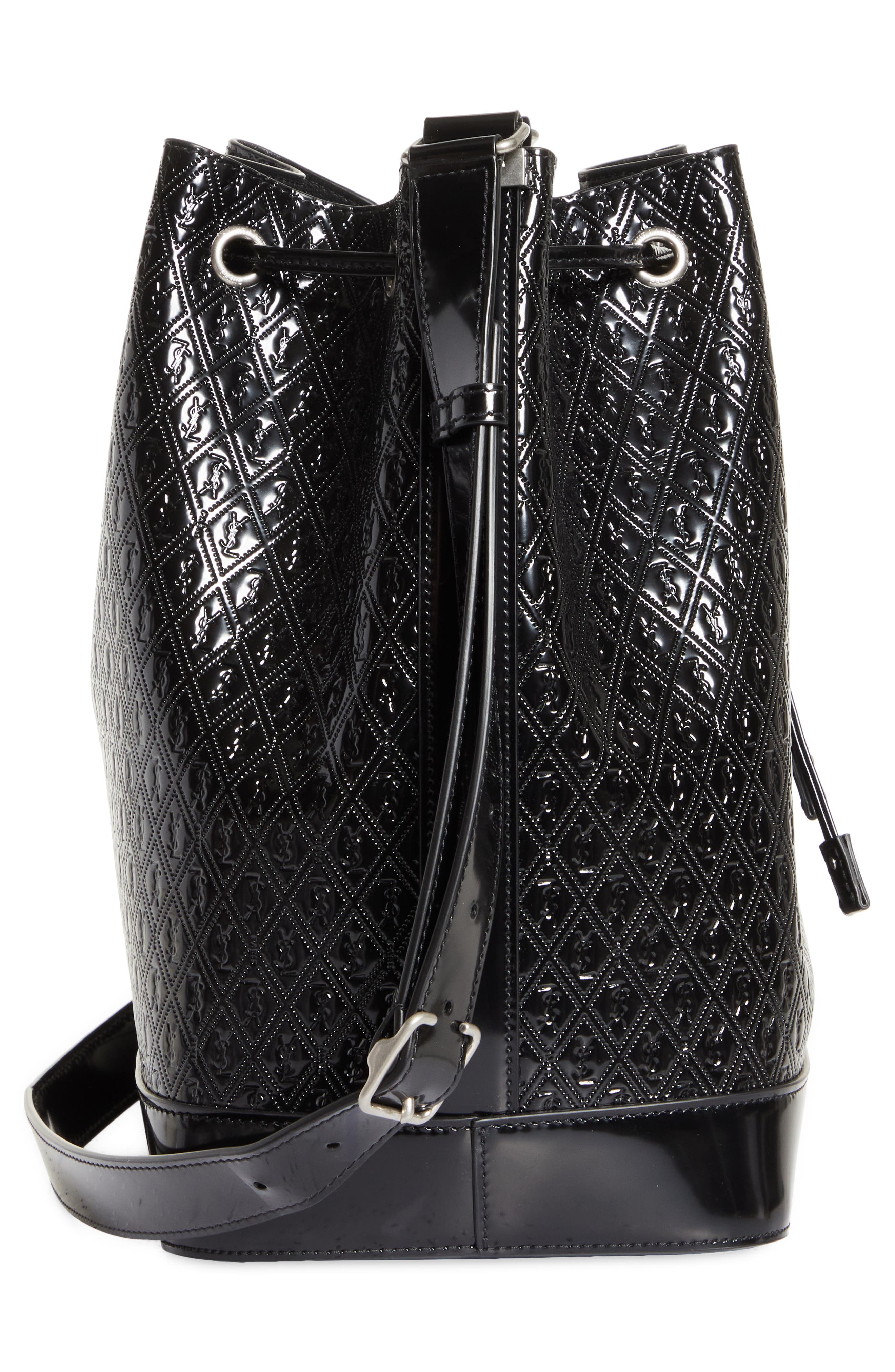 Saint Laurent Le Monogramme Logo Embossed Patent Leather Bucket Bag, Alternate, color, Noir