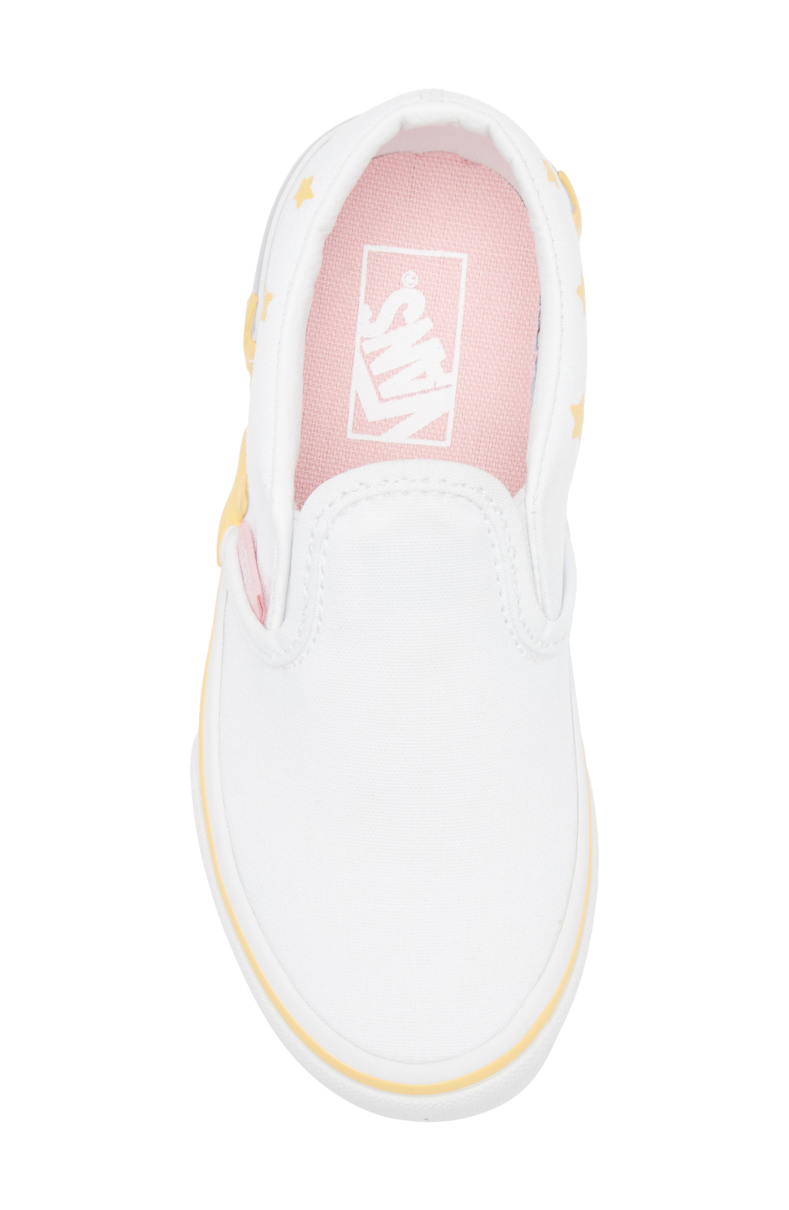 Vans Kids' Classic Stars Slip-On Sneaker, Alternate, color, White/ Multi