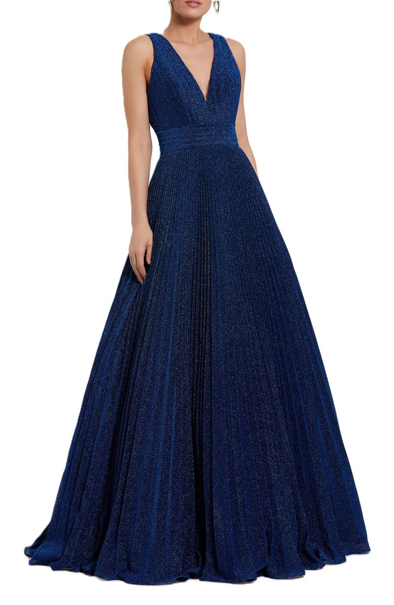 Mac Duggal Shimmering Georgette Pleated Sleeveless Gown, Main, color, Royal