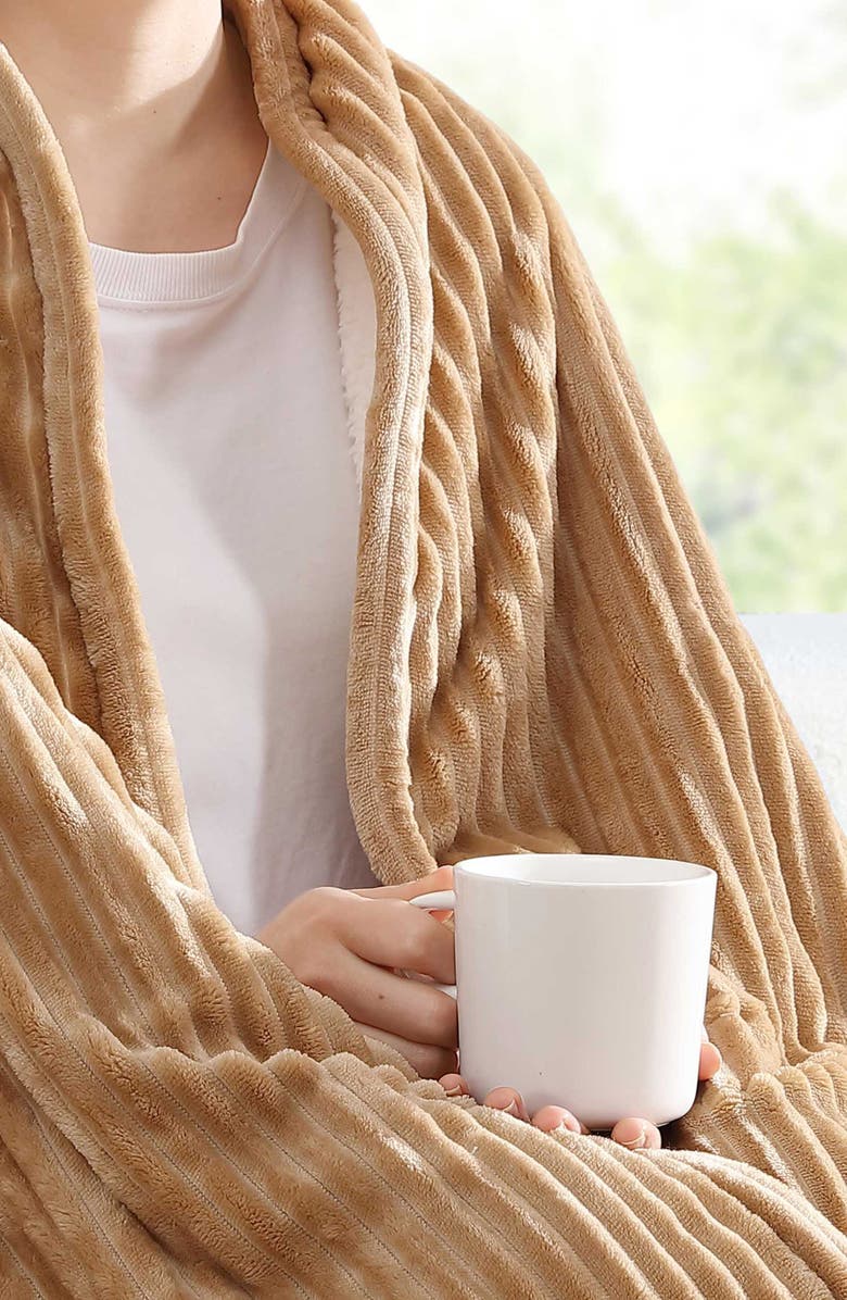 Eddie Bauer Mountain Valley Ribbed Plush Heated Blanket, Alternate, color, Medium / Dark Brown