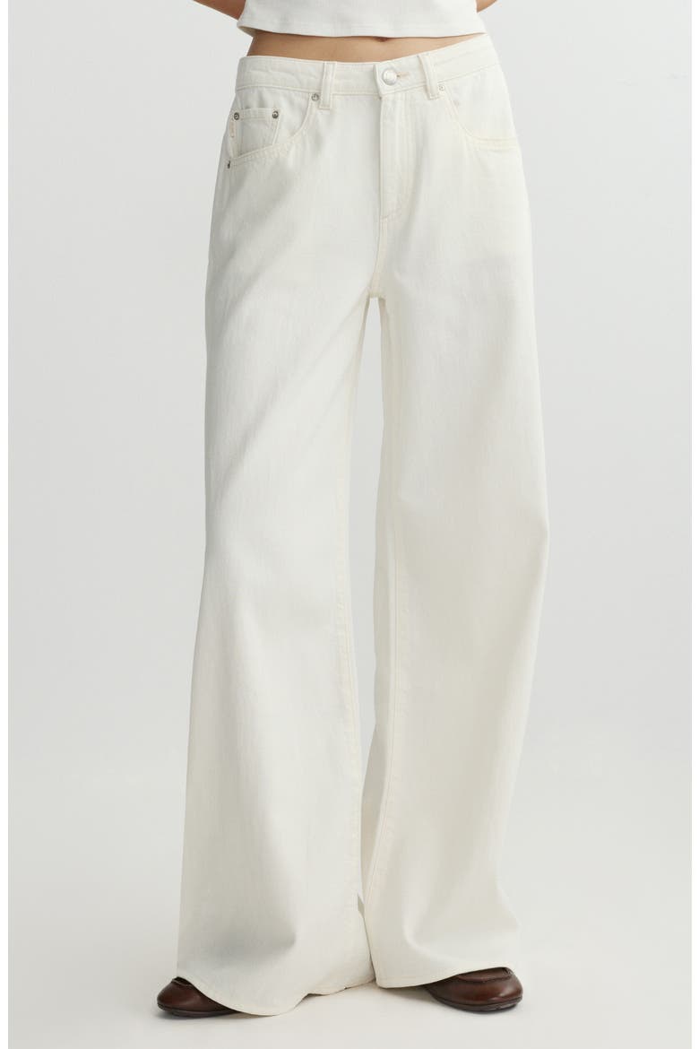 Alex Low Rise Baggy Wide Leg Jeans, Main, color, EGGSHELL AURA