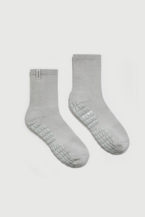 Fraise Fog Classic Crew Grip Socks In Multi