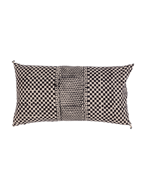 Alamwar Samburu Charcoal Lumbar Pillow Cover In Charcoal