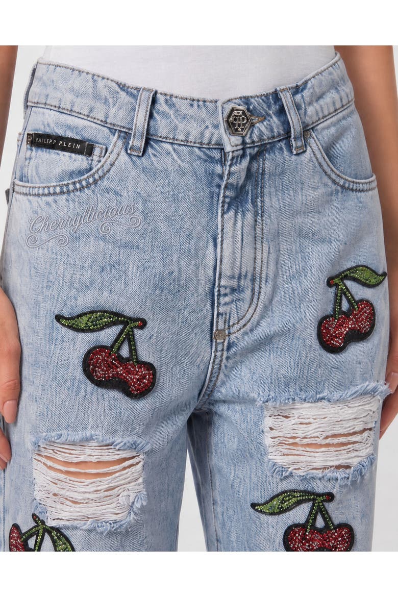 Skater Fit Jeans Cherrylicious Women, Alternate, color, Sky Wash