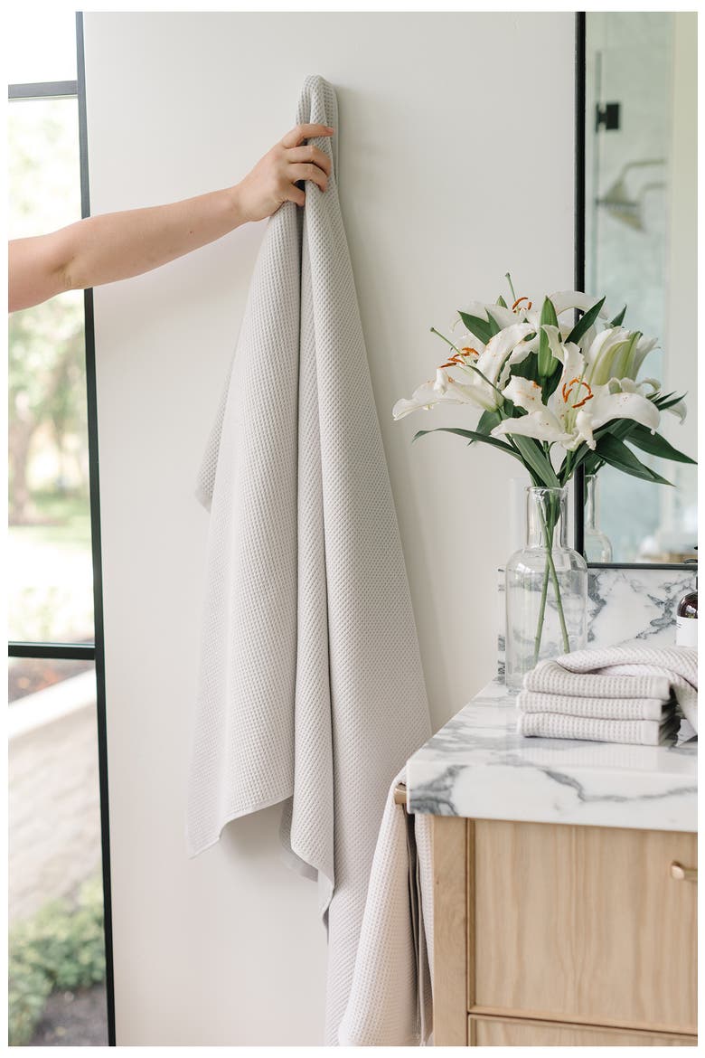 Waffle Bath Towel, Alternate, color, LIGHT GREY