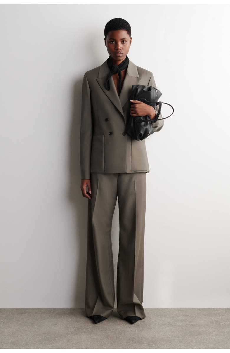 COS Open-Knit Triangle Scarf, Alternate, color, Black