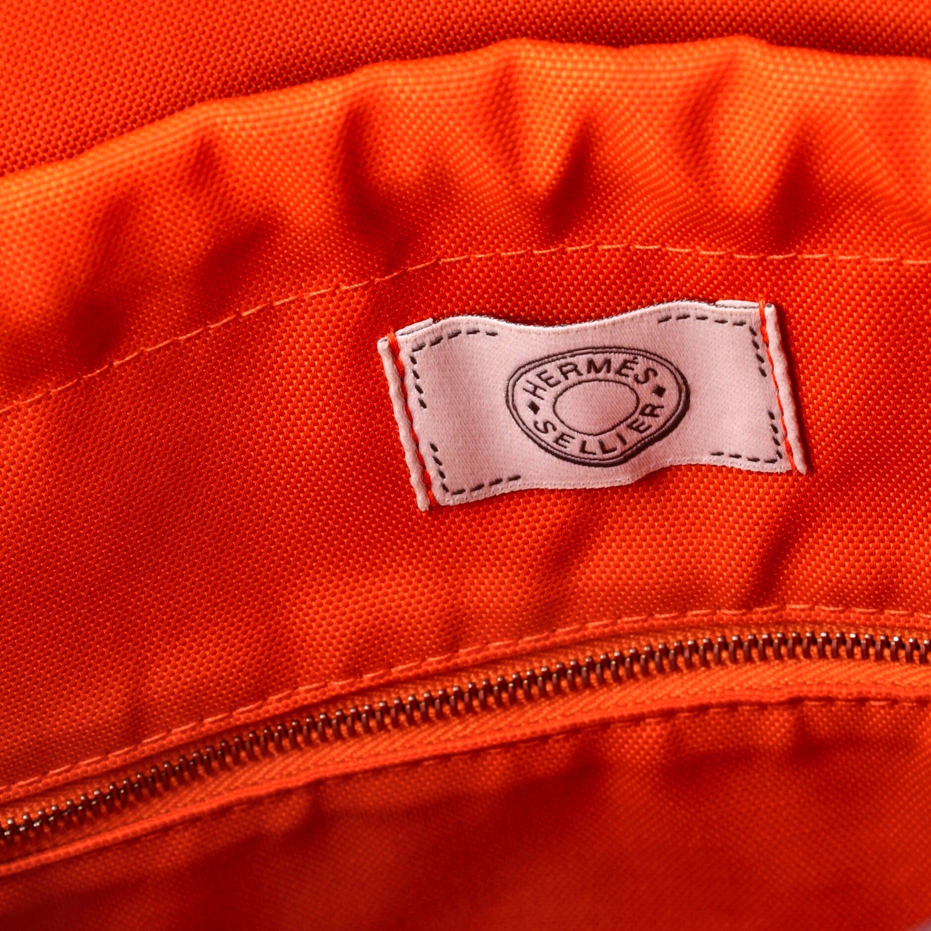 Pre-Owned Hermes Sac De Pansage Groom Handbag Canvas, Alternate, color, Bleu Nuit