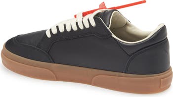 New Low Vulcanized Sneaker