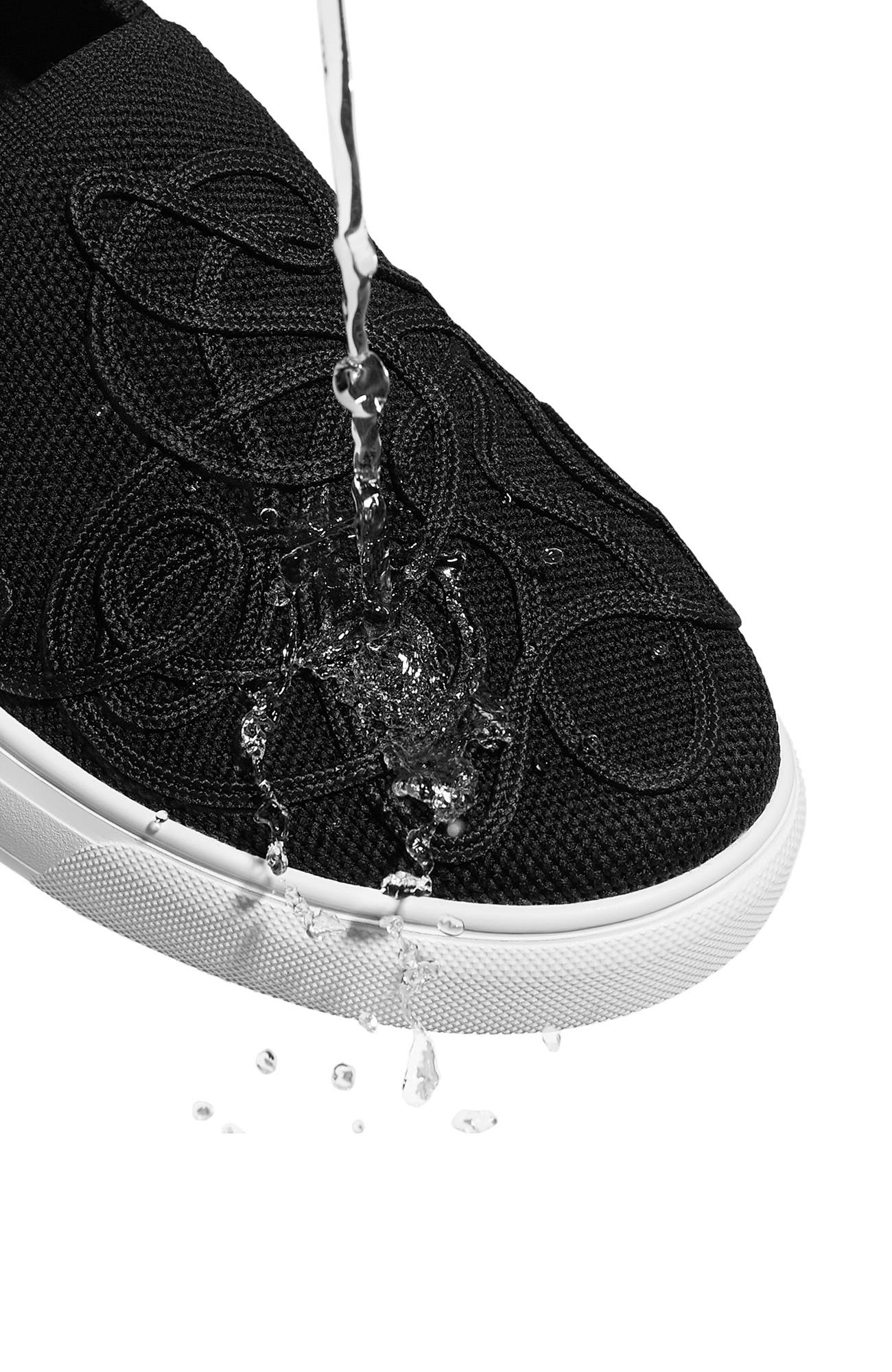 VIVAIA Classic Slip-On Unisex Sneakers, Alternate, color, Black