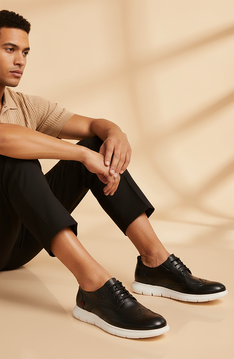 Marc Joseph New York Barnes Ave Hands Free Technology Lightweight Leather Wingtip Oxford, Alternate, color, Black Napa Leather