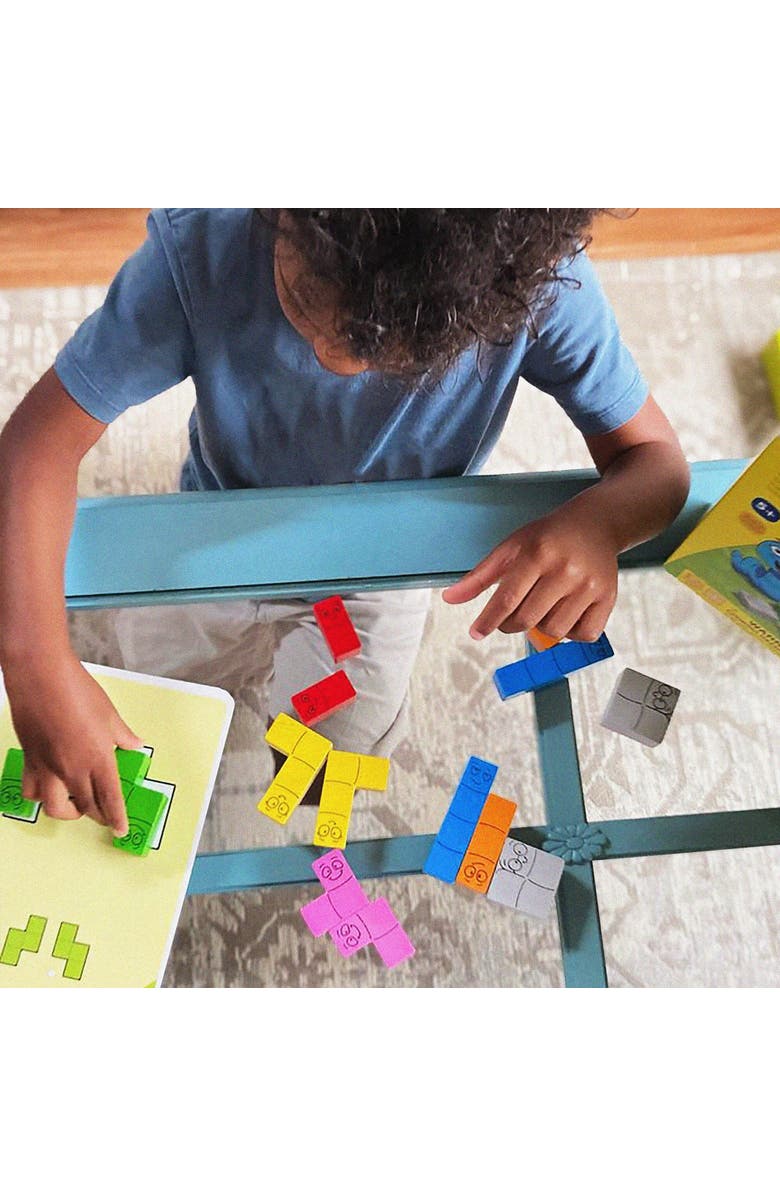 HABA Logic! Games Happy Worms - Children's Board Game for 5+ with 60 Solo Brain Teasers and Puzzle Fun to Develop Fine Motor Skills, Made in Germany, Alternate, color, Multi