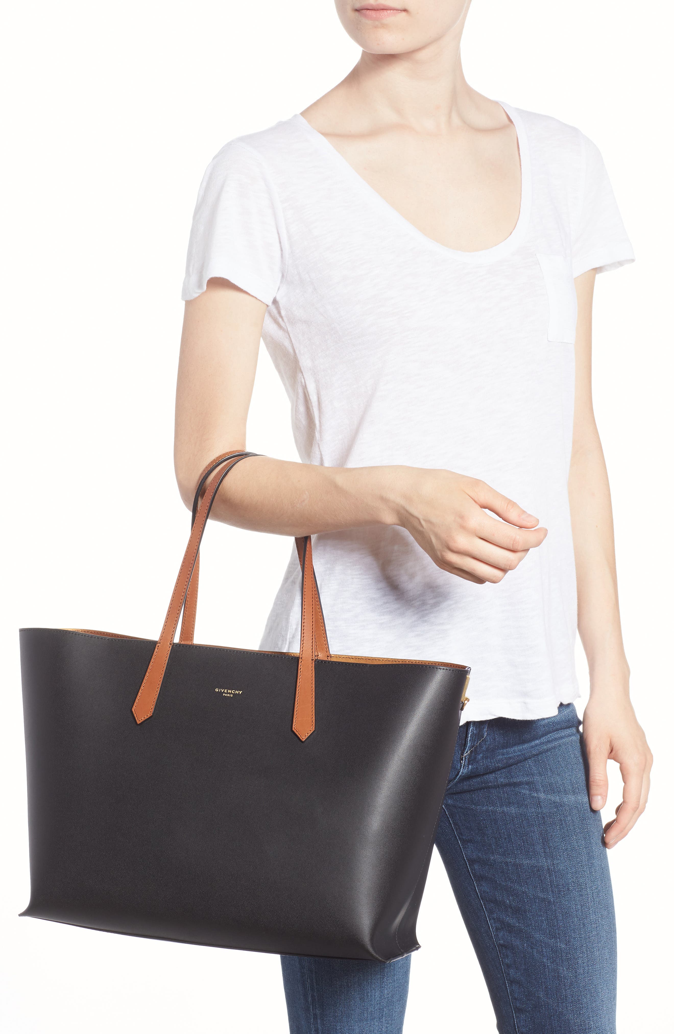 Givenchy Antigona Calfskin Leather Shopper, Alternate, color, 