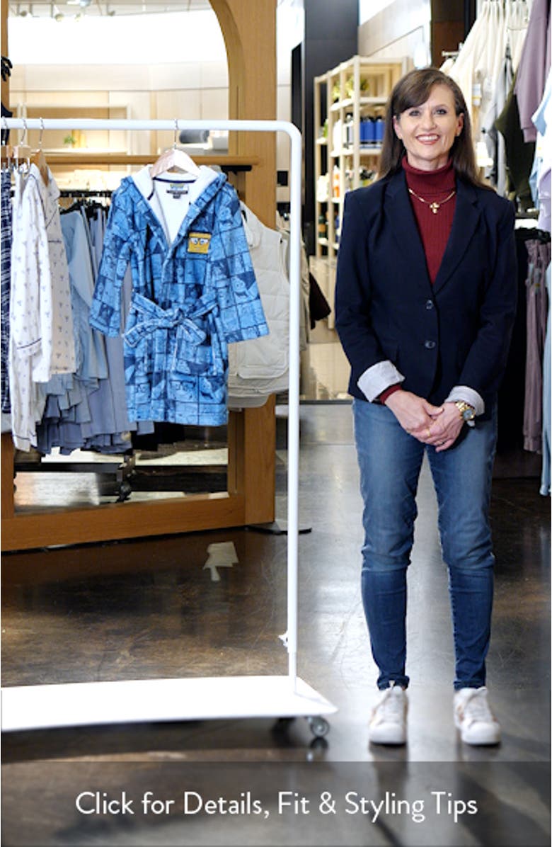 Kids' SpongeBob<sup>®</sup> SquarePants<sup>™</sup> Microfleece Hooded Robe, sales video thumbnail