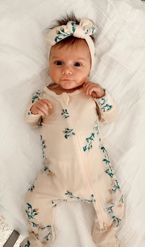 Everly Grey Jersey Long Sleeve Footie & Head Wrap Set In Pink