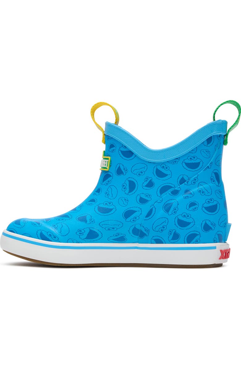 XTRATUF Kids' Sesame Street<sup>®</sup> Ankle Deck Waterproof Boot, Alternate, color, Cookie Monster Blue