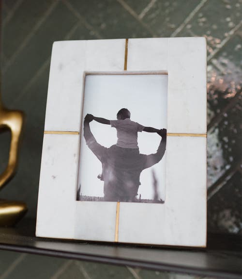 Matr Boomie Sammita White Picture Frame In White - 4x6