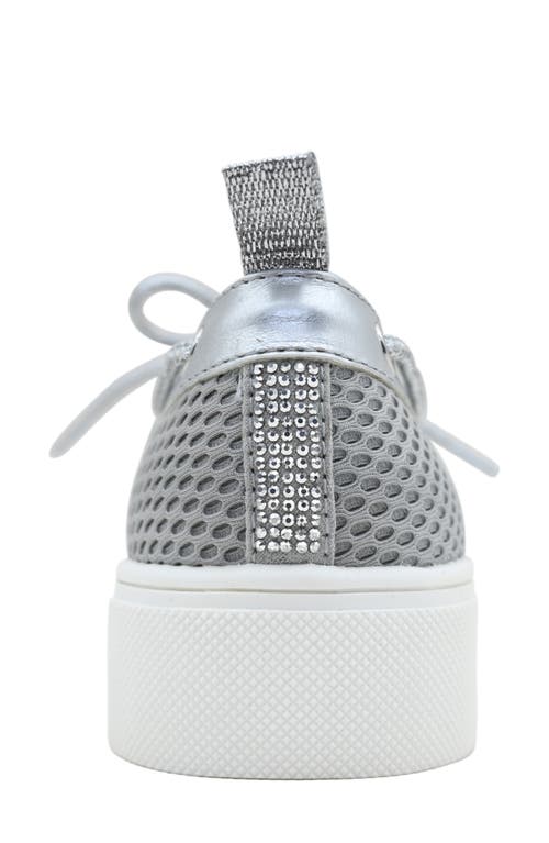 Reaction Kenneth Cole Zelda Boat Shoe In Silver Mesh