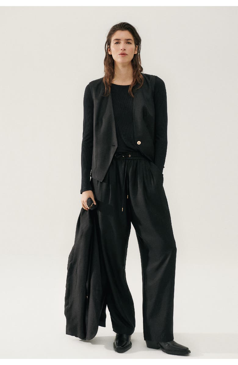 SILK LAUNDRY TWILL SLOUCH VEST BLACK, Main, color, 