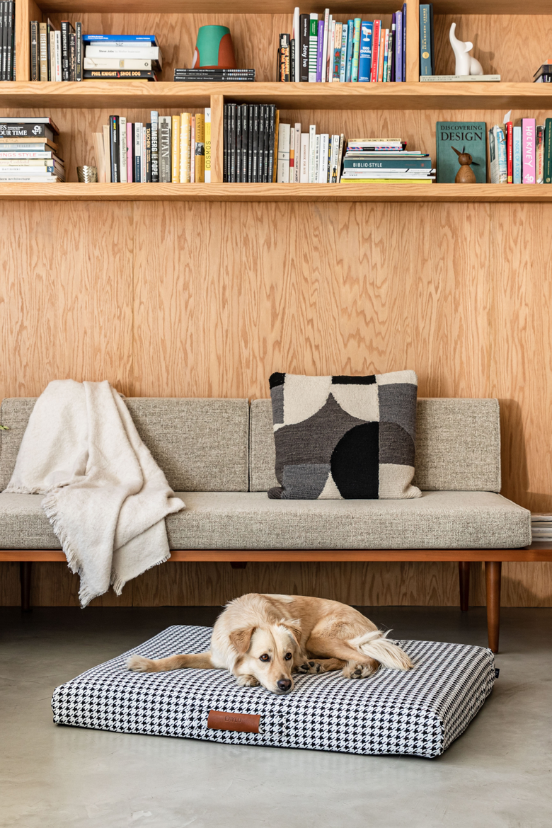 Houndstooth Dog Bed, Alternate, color, Black