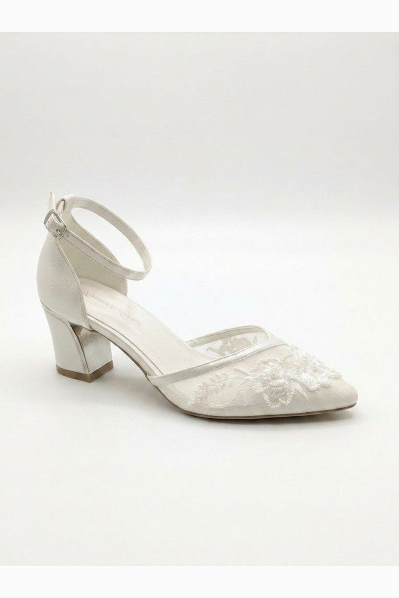 Viona Lace Bridal Pump, Main, color, Ivory