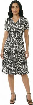 24seven Comfort Apparel Essential Petite Abstract V-Neck Short Sleeve A-Line Midi Dress