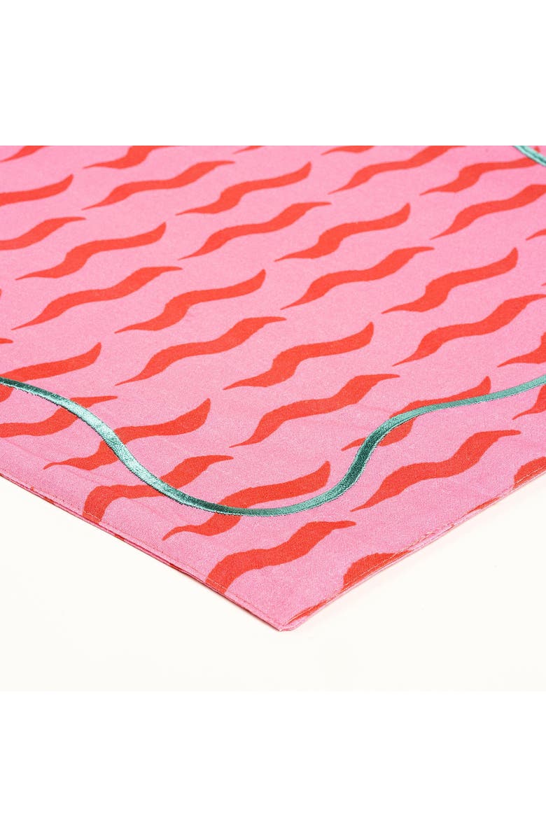 Zsa Zsa Zsu Nilufer Digital Printed Embroidered 100% Cotton Placemat 14X20 In, Alternate, color, Pink