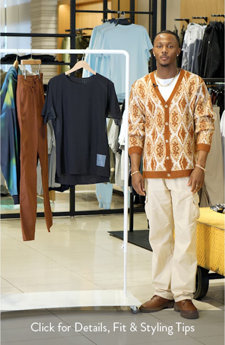 Run Mesh T-Shirt, sales video thumbnail