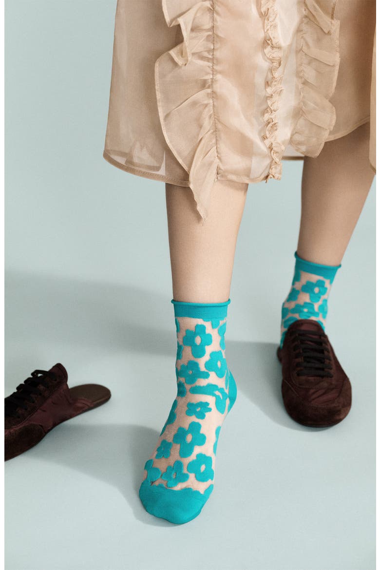 Poppy Flower Sheer Crew Socks, Alternate, color, SEA GREEN