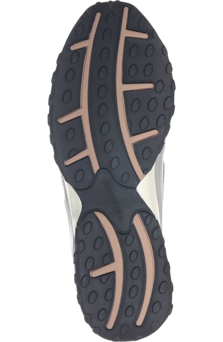 New Balance Gender Inclusive 204L Sneaker, Alternate, color, Silver Metallic/ Flat Taupe