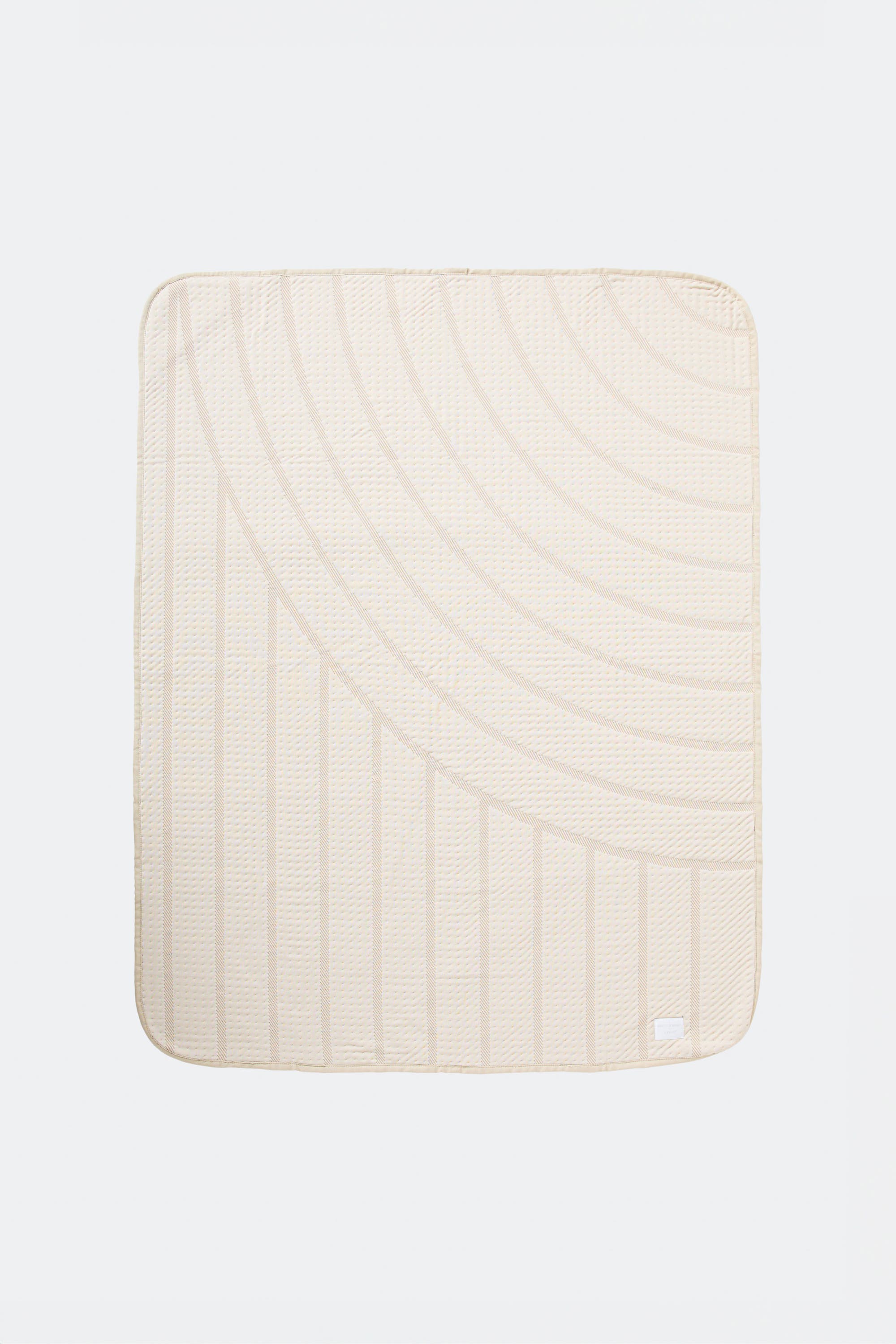 selected Neutral Cream