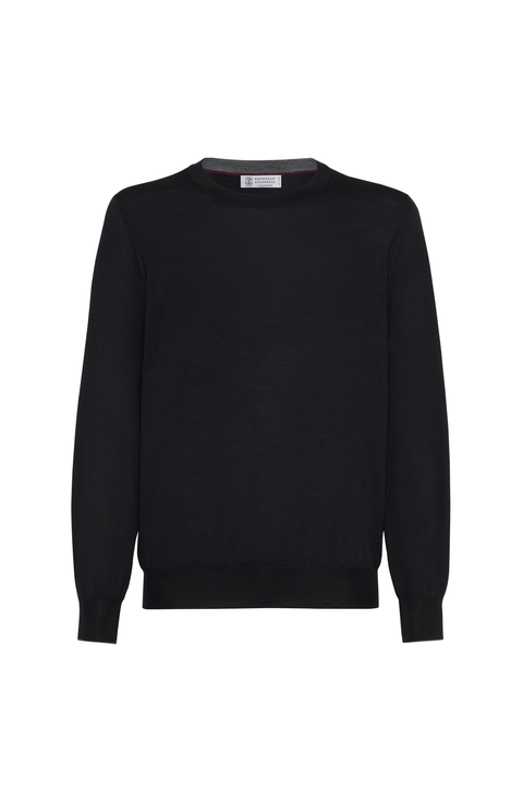 Lightweight sweater with patches