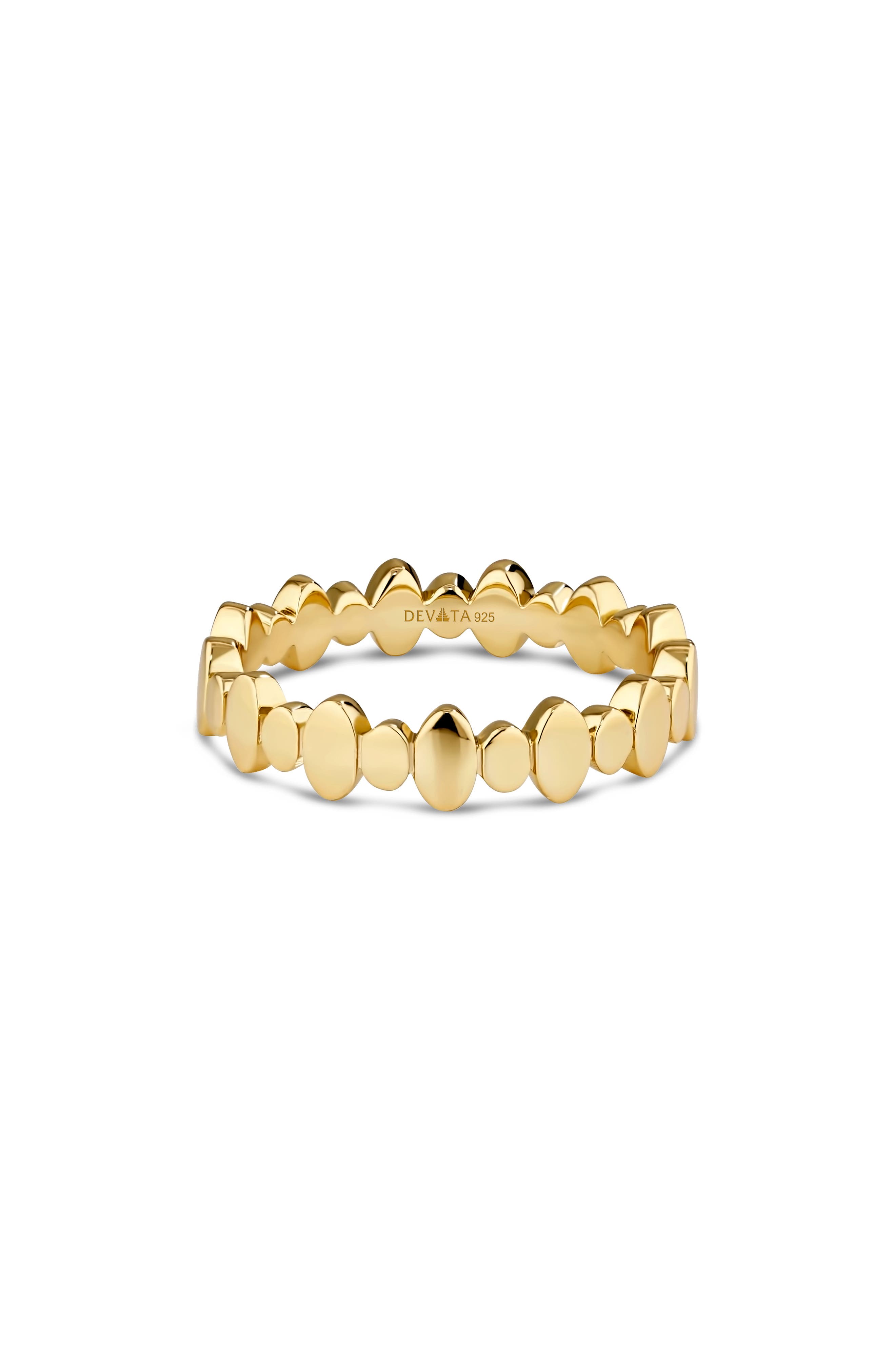 DEVATA Oval Link Band Ring