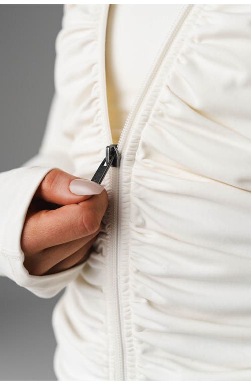 Vitality Cloud Ii Gather Jacket In White