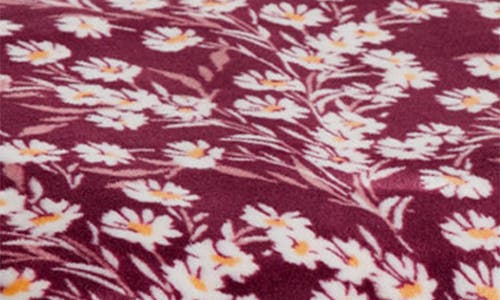 Jessica Simpson Plush Fleece Throw Blanket In Wine Red