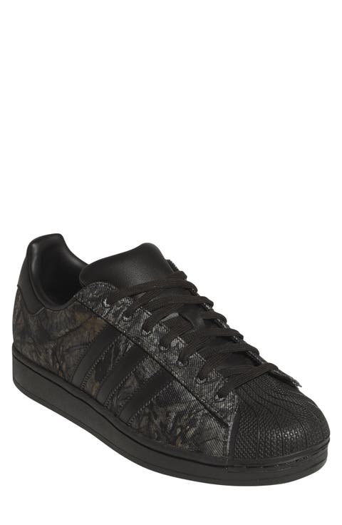 Gender Inclusive Superstar II Mossy O Sneaker