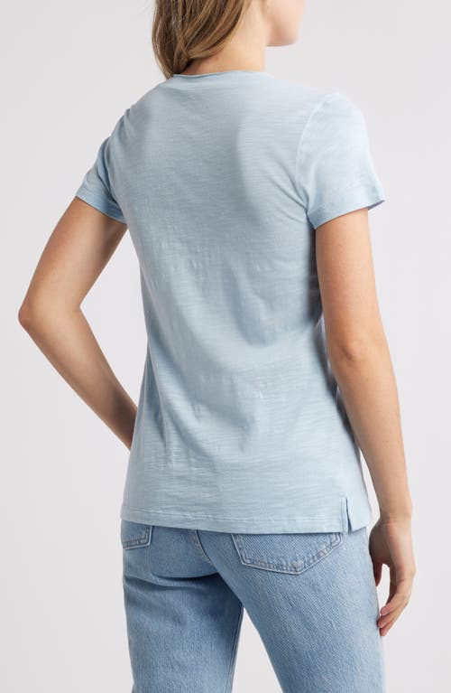 CASLONR CASLON(R) V-NECK SHORT SLEEVE POCKET T-SHIRT