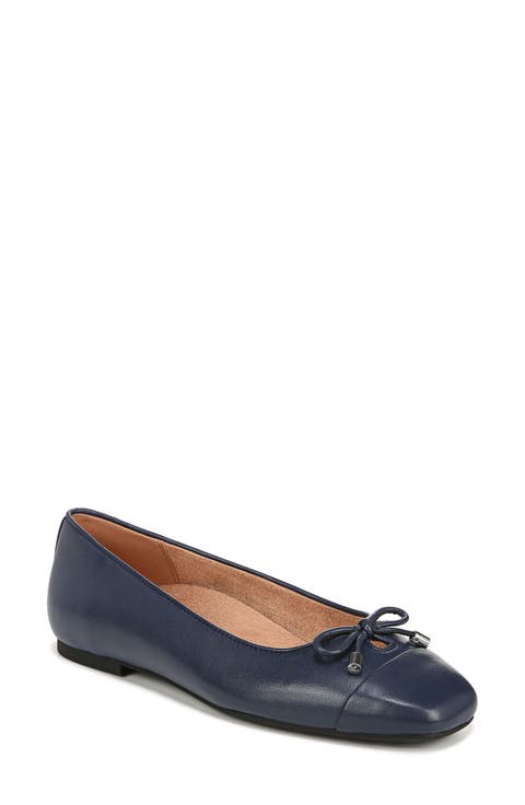 Klara Cap Toe Flat (Women)