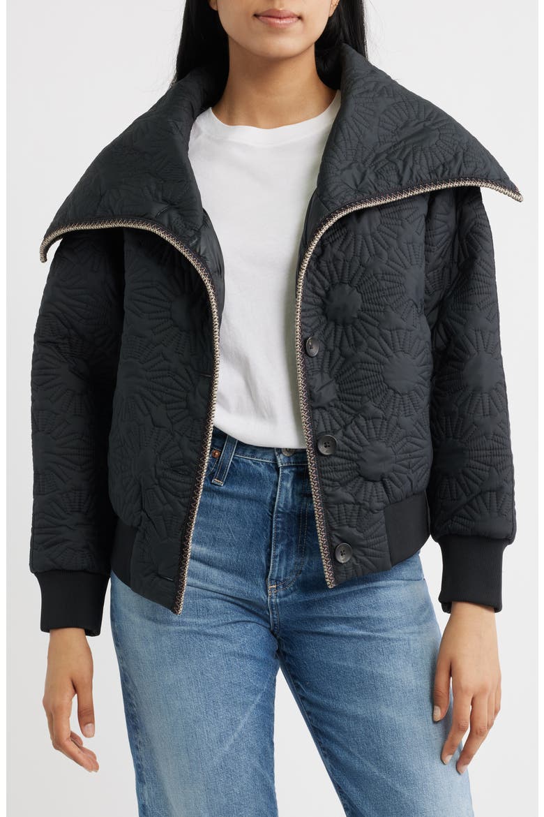 Solein Oversized Collar Quilted Jacket, Alternate, color, BLACK
