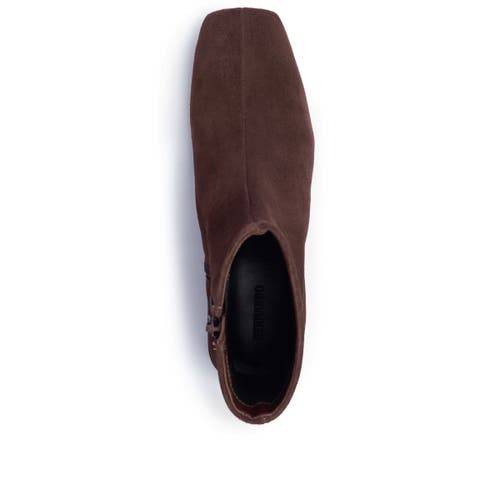 Bernardo Footwear Belfast Ankle Bootie In Burgundy