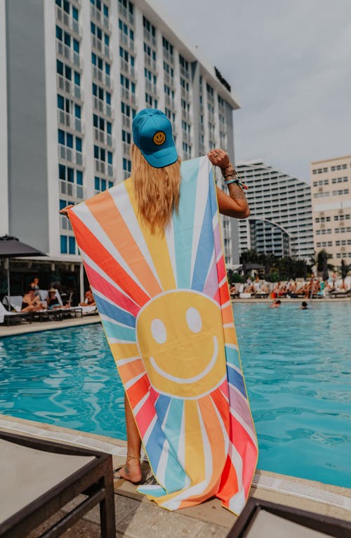 Katydid Happy Face Sunshine Quick Dry Beach Towel