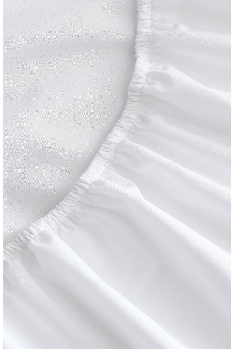 200 Thread Count Solid Cotton Percale Fitted Sheet, Alternate, color, DECK WHITE