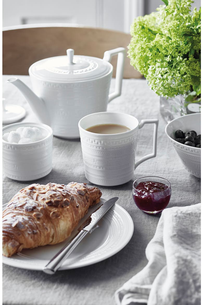 Intaglio 4-Piece Bone China Place Setting, Alternate, color, WHITE
