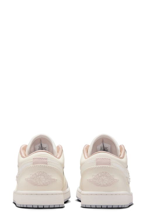Jordan Air  1 Low Sneaker