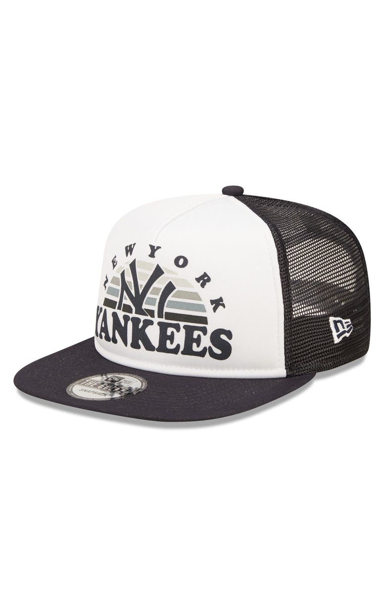 New Era Men's New Era White/Navy New York Yankees Gradient Golfer 9FIFTY Snapback Hat, Main, color, White