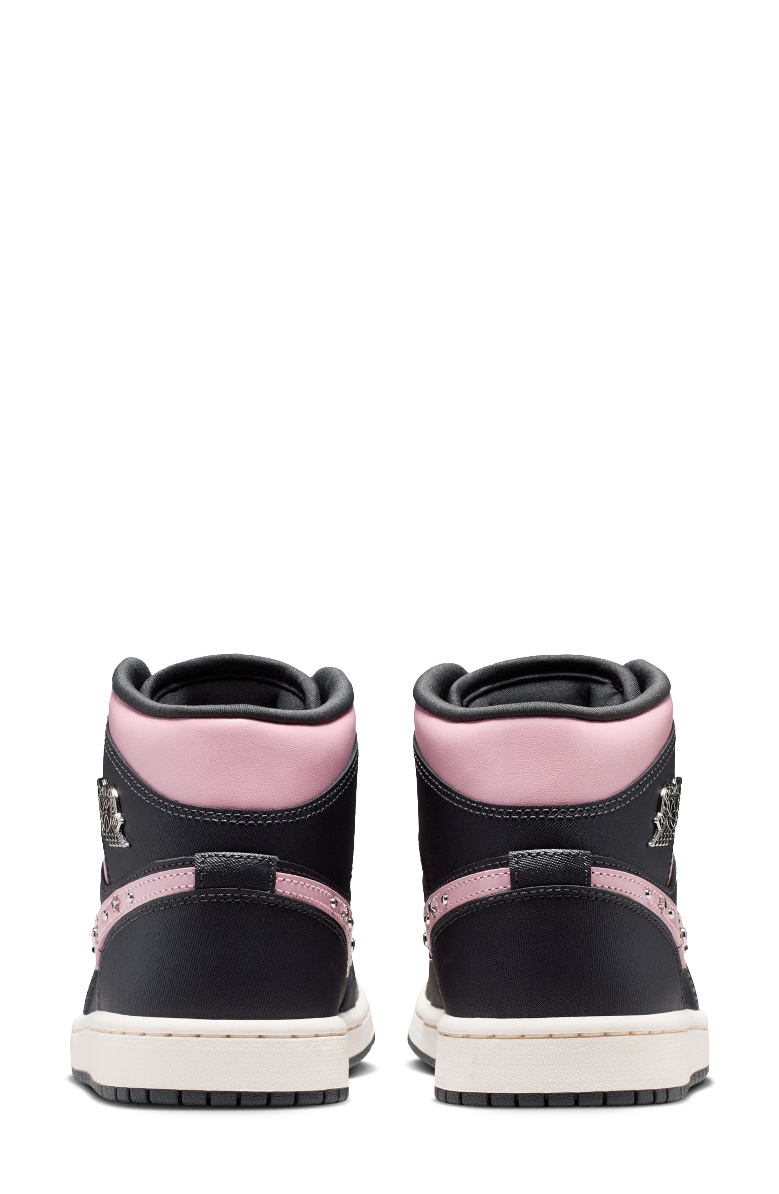 Jordan Air Jordan 1 Mid SE Basketball Sneaker, Alternate, color, Anthracite/ Iced Carmine