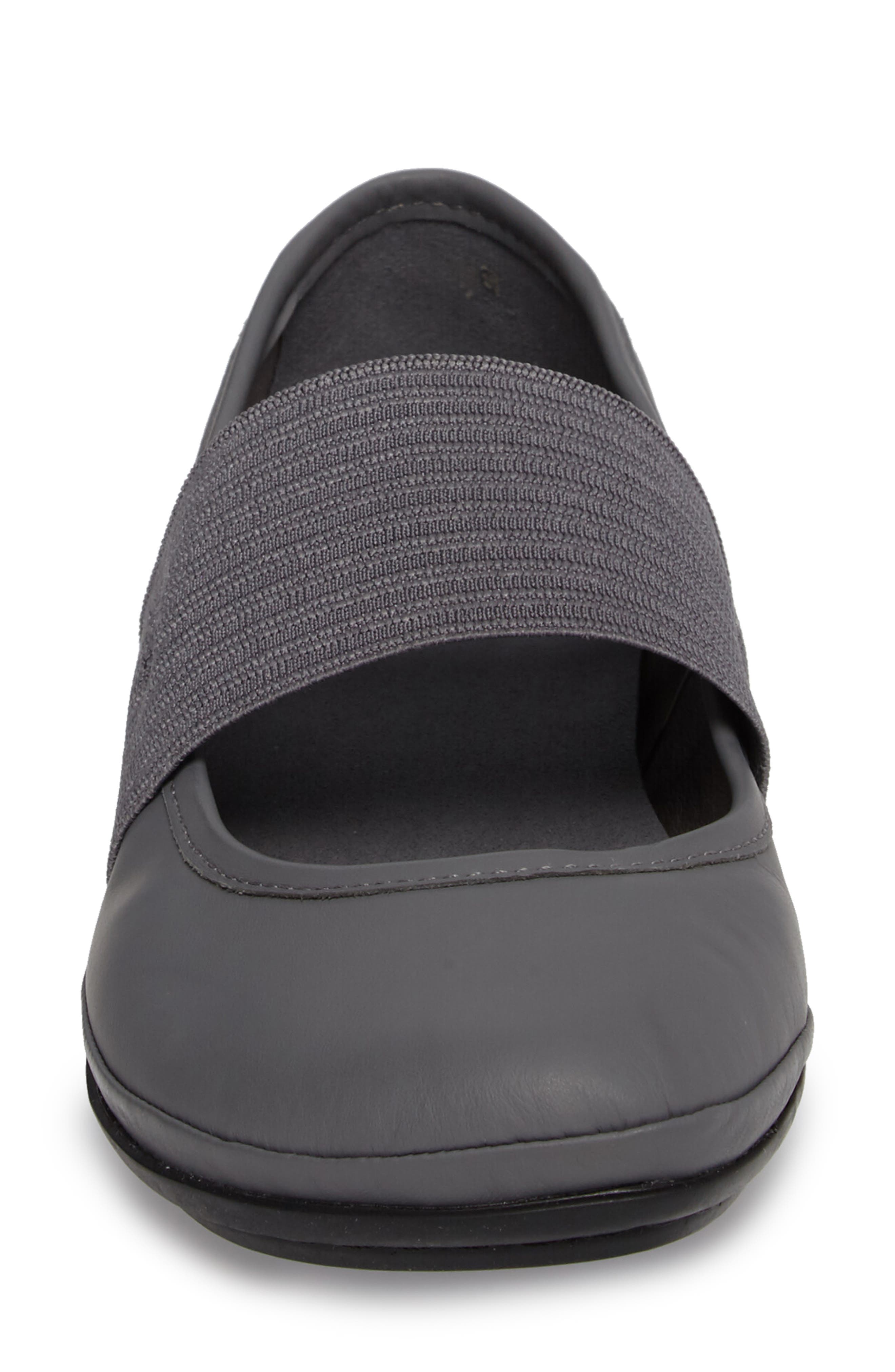 Camper Right Nina Leather Ballerina Flat, Alternate, color, 